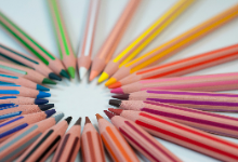 colored pencils in a circle